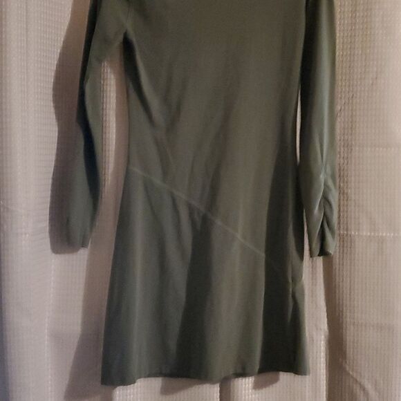 Athleta woman sunburst  nectar V neck ruched dress XSP - Picture 7 of 7